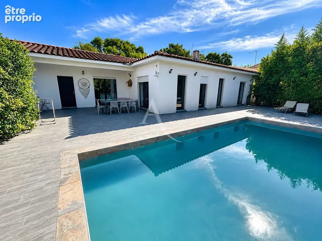 Photo Maison à Aubord au prix de 469 000€