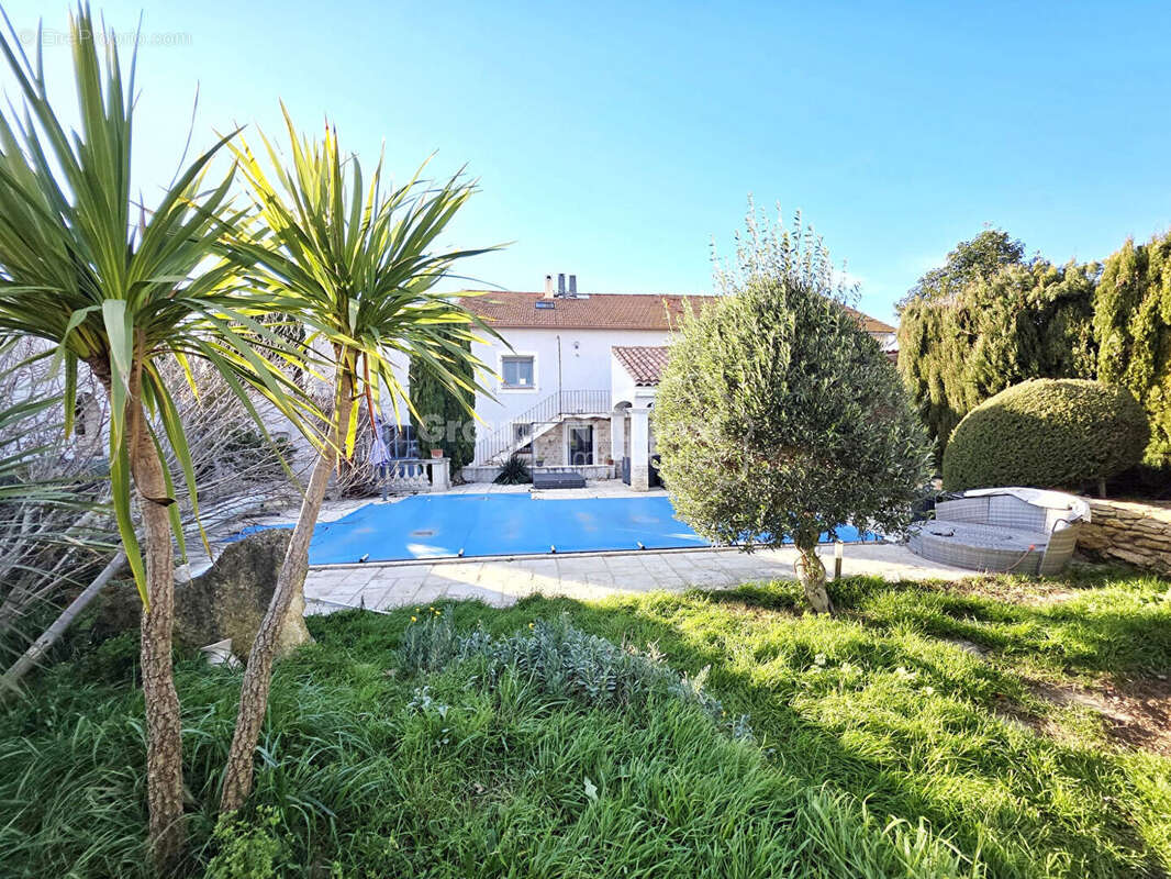 Maison à MIRAMAS