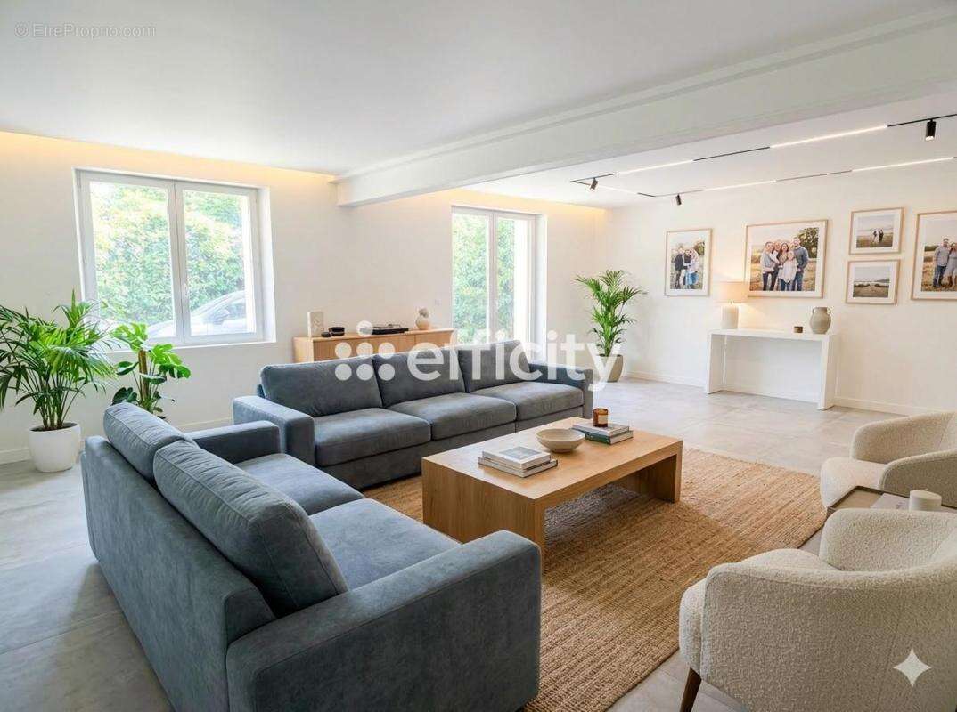 Maison à MEZIERES-SUR-SEINE