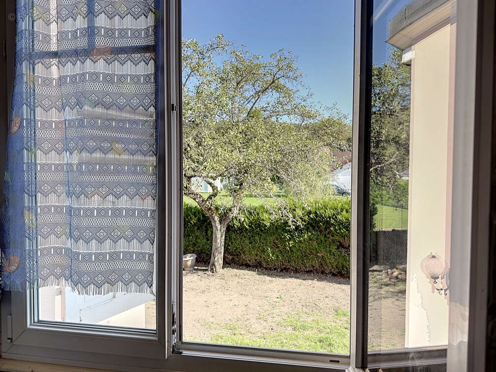 Maison à CHAMPAGNEY