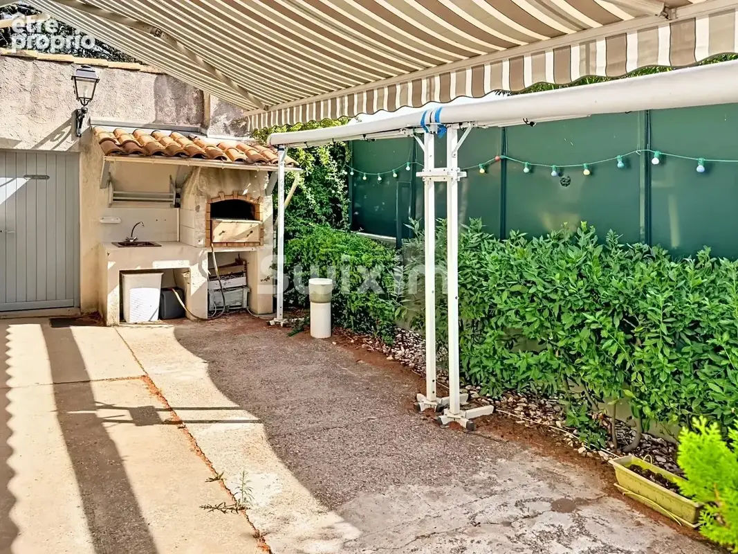 Maison familiale de 157m2 avec piscine et garage double - photo 11