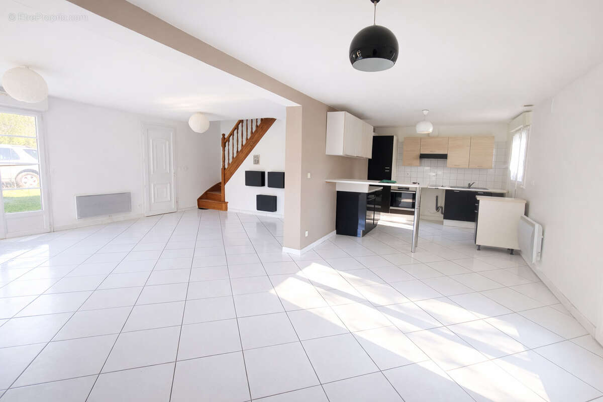 Maison à PONT-DE-METZ