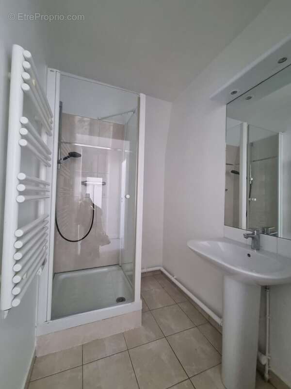 Appartement 81 m² à La Garenne-Colombes  - photo 9