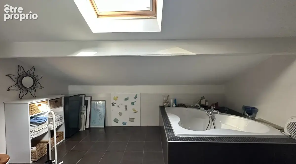Maison basque de type t6 de 185 m2 avec piscine + dependance de 50 m2 - photo 24