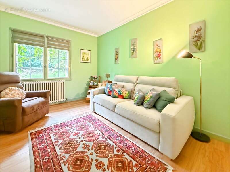 Maison à CHATELLERAULT