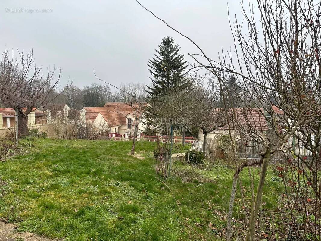 Terrain constructible à  Vauréal - photo 2