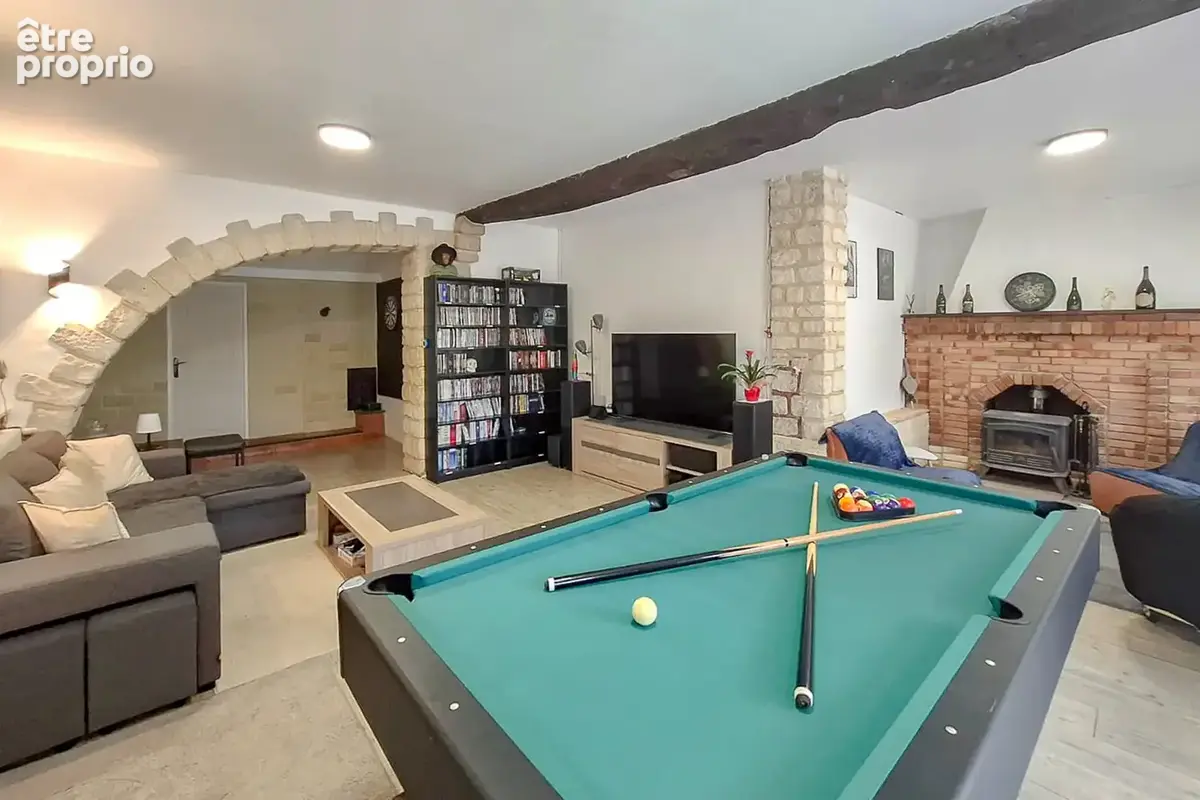 Ensemble immobilier avec restaurant et habitations - photo 6
