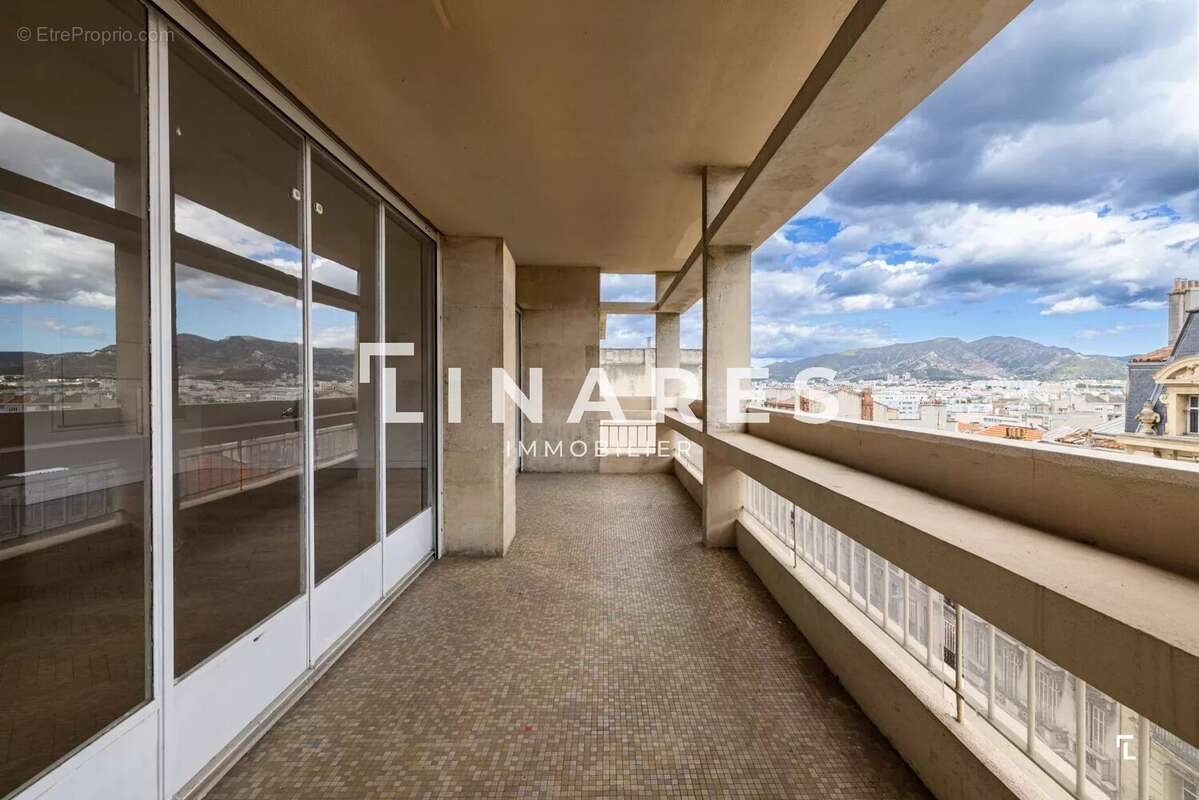 Appartement à MARSEILLE-8E