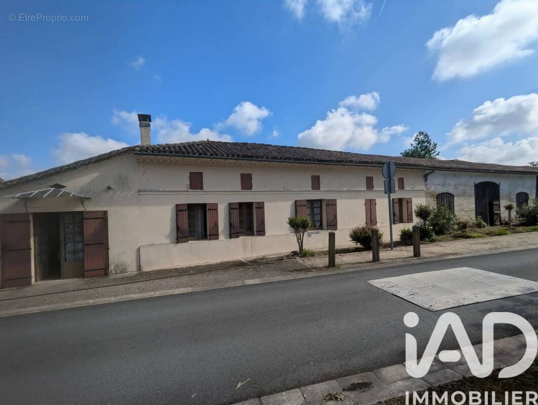 Photo 1 - Maison à LAPOUYADE