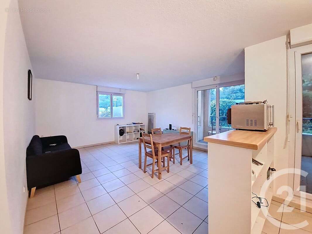 Appartement à GRIGNY