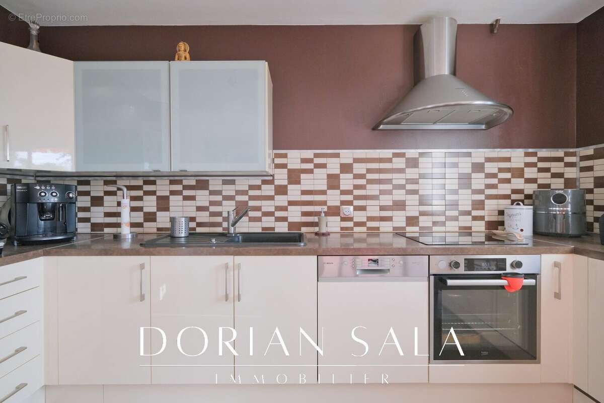 Appartement à MARSEILLE-10E