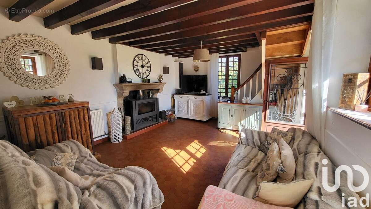 Photo 2 - Maison à CLUGNAT