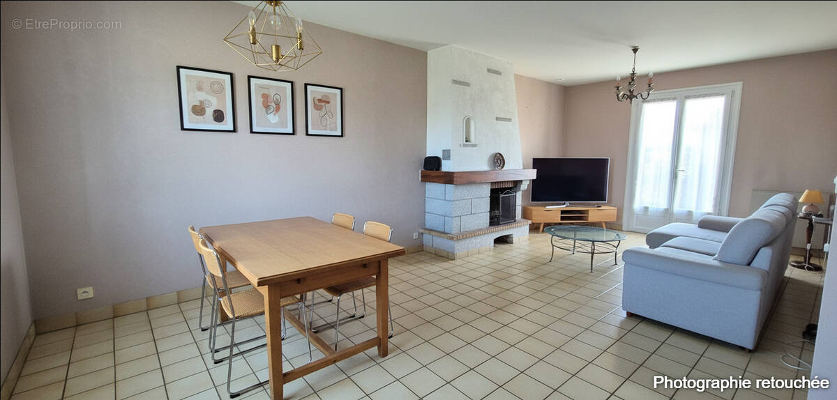 Maison à SAINT-DENIS-LA-CHEVASSE