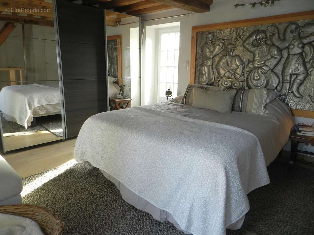 Maison à SAINT-PIERRE-SUR-DIVES