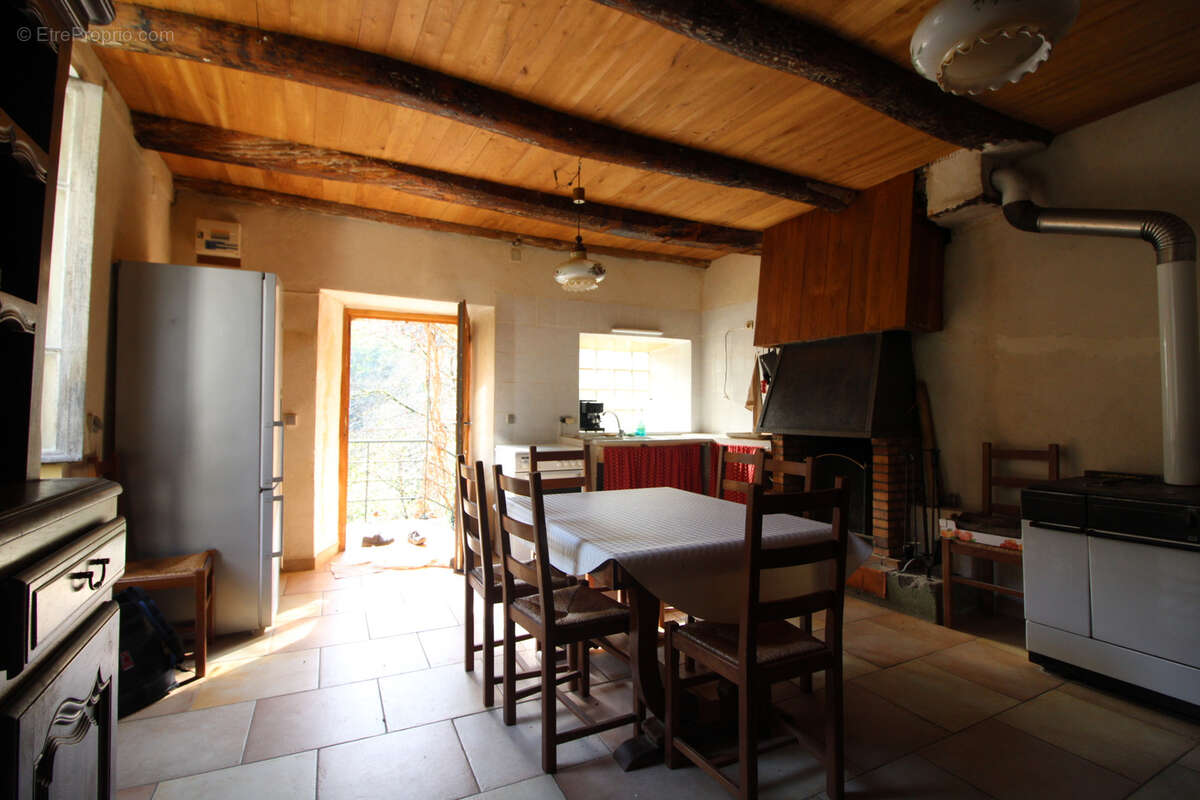 Maison à SAUMANE
