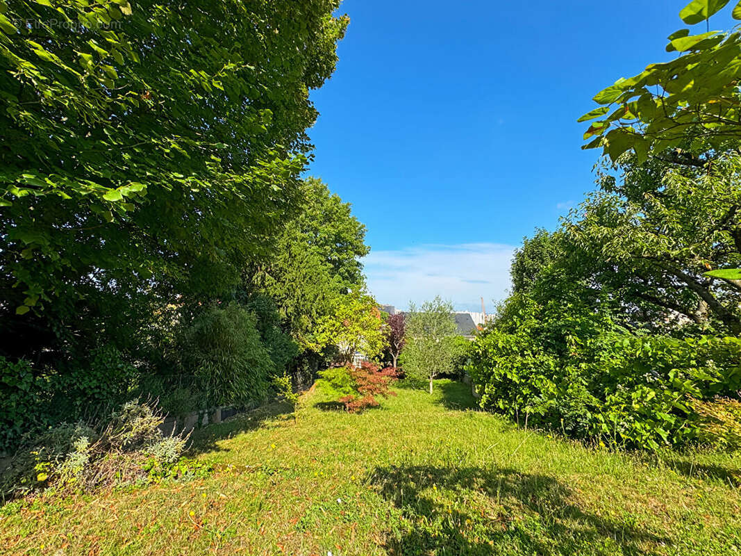 Maison à ROSNY-SOUS-BOIS