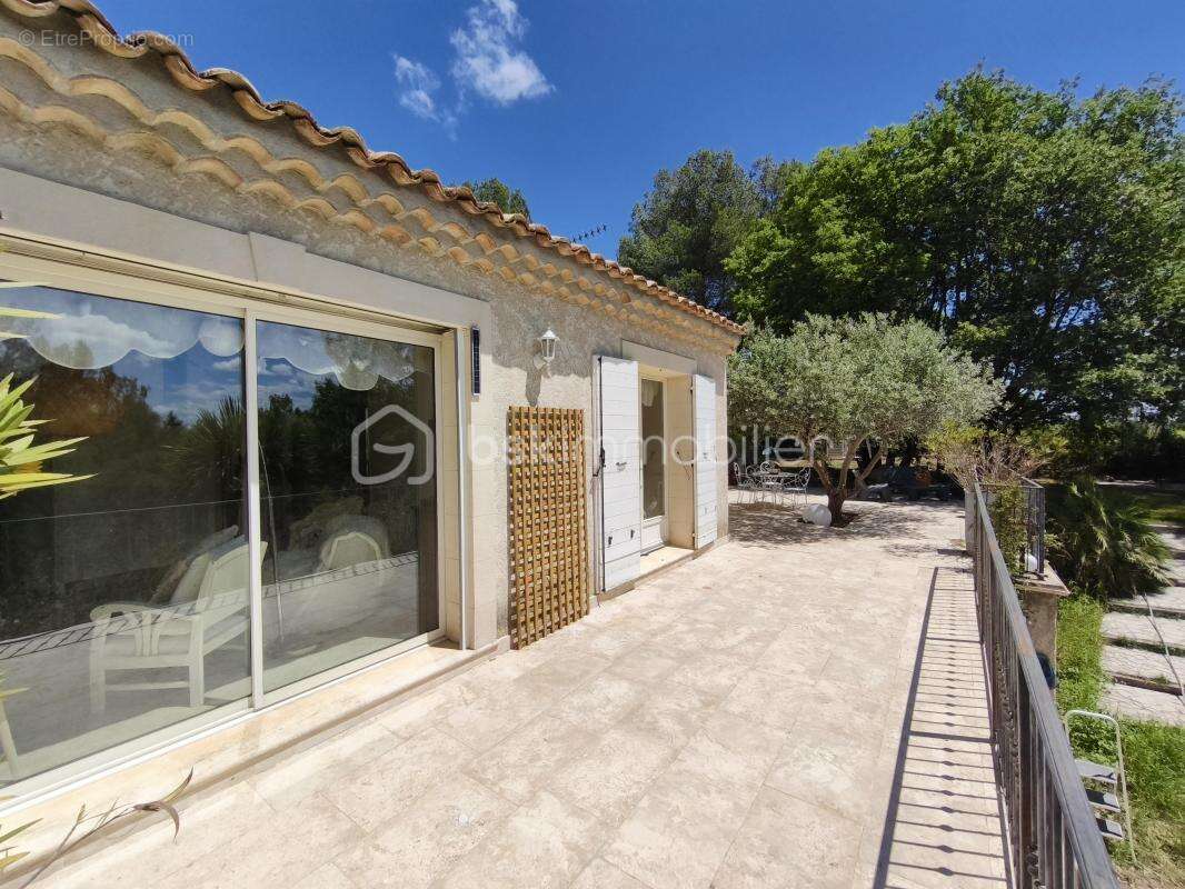 Maison à PIERREVERT