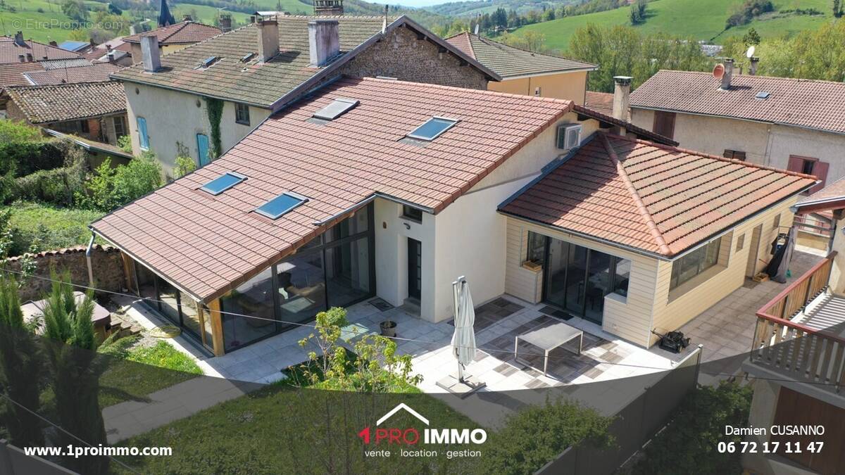 n°10 - Maison à ROYBON