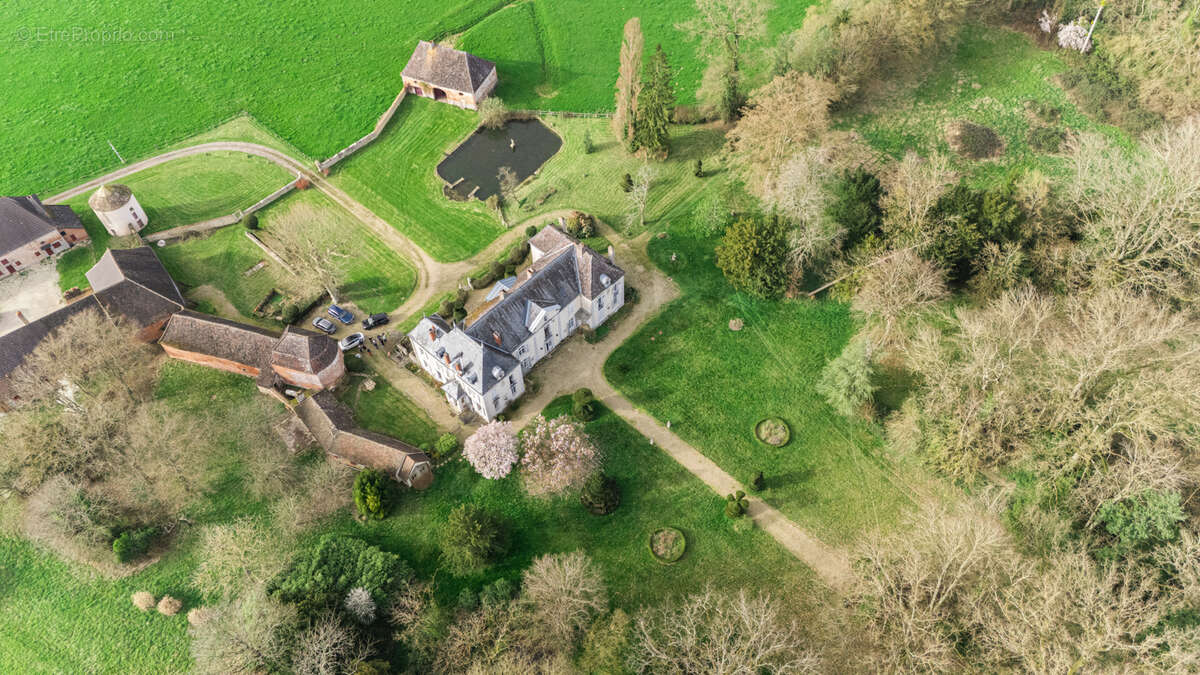 Maison à SAINT-GERVAIS-EN-VALLIERE