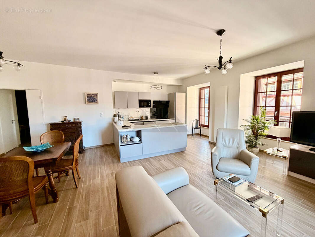 A vendre quimper historique appartement  duplex  jardin  parking - photo 5