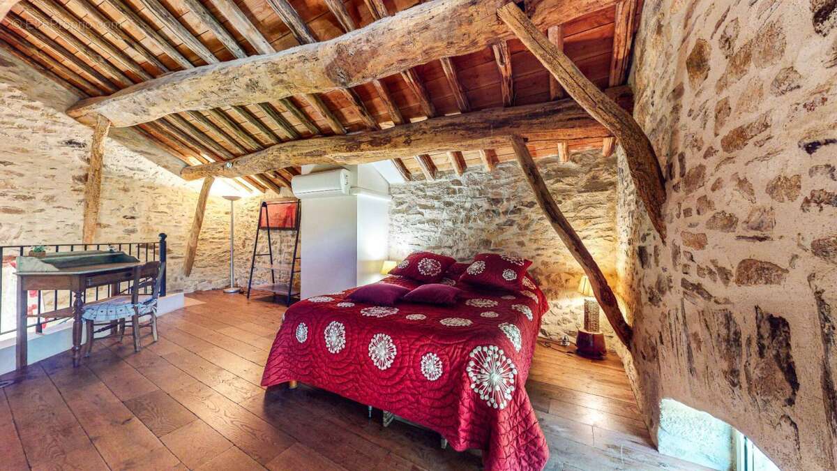 Domaine de caractère de 680 m² , 4,6 ha,  deux piscines et à 20 min de Carcassonne - photo 9