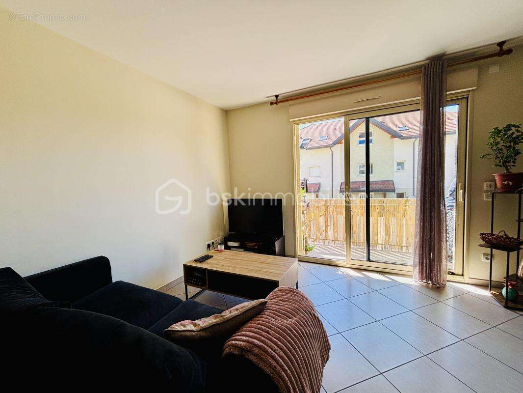 Appartement à THORENS-GLIERES