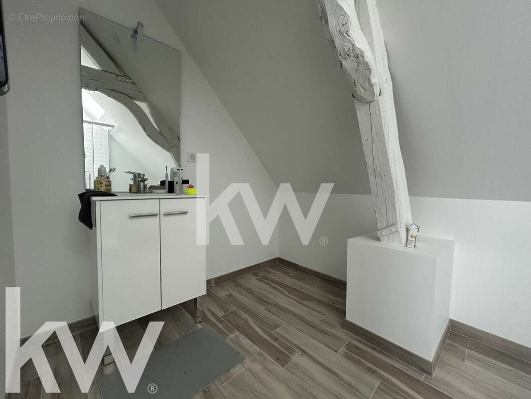 Maison 138 m² à La Chapelle-Saint-Mesmin  - photo 9