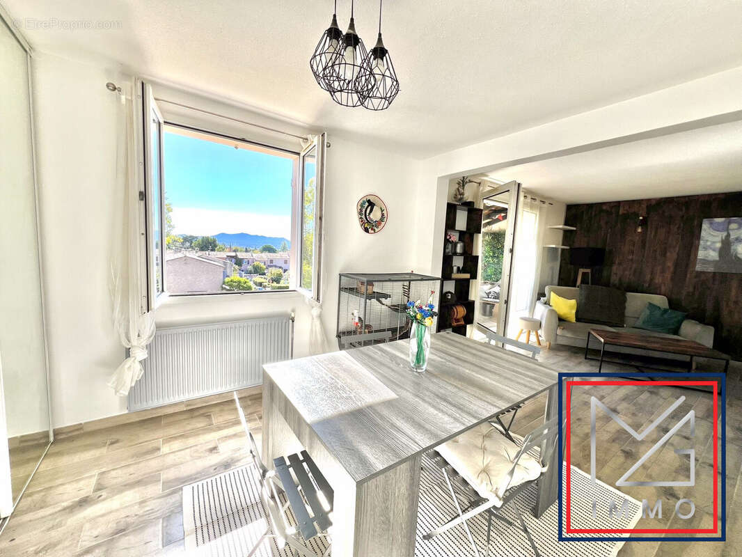 Appartement à SANARY-SUR-MER