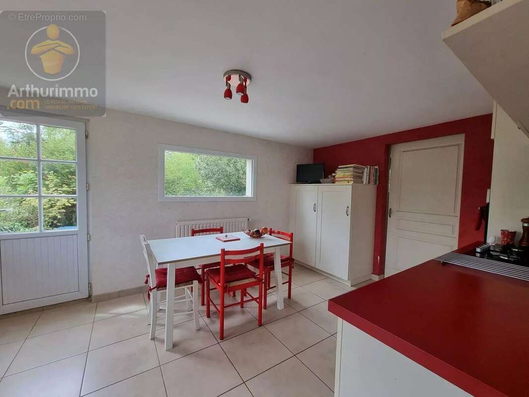 Maison à BOIS-DE-CENE