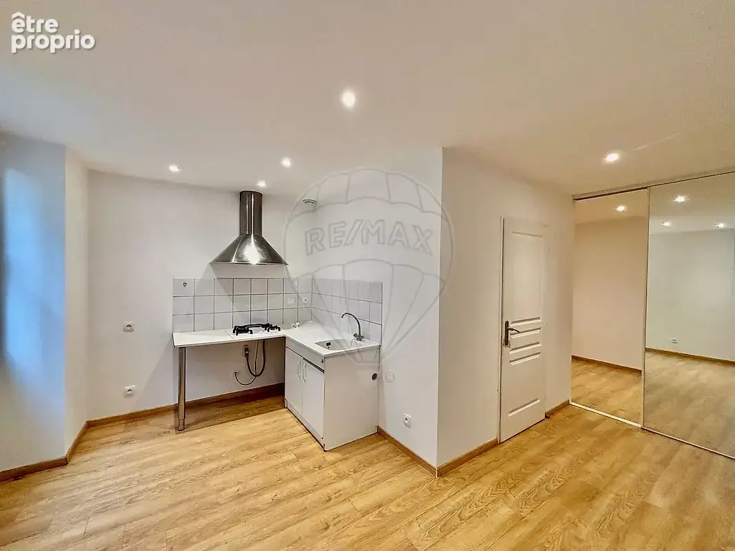 Appartement à ANSE