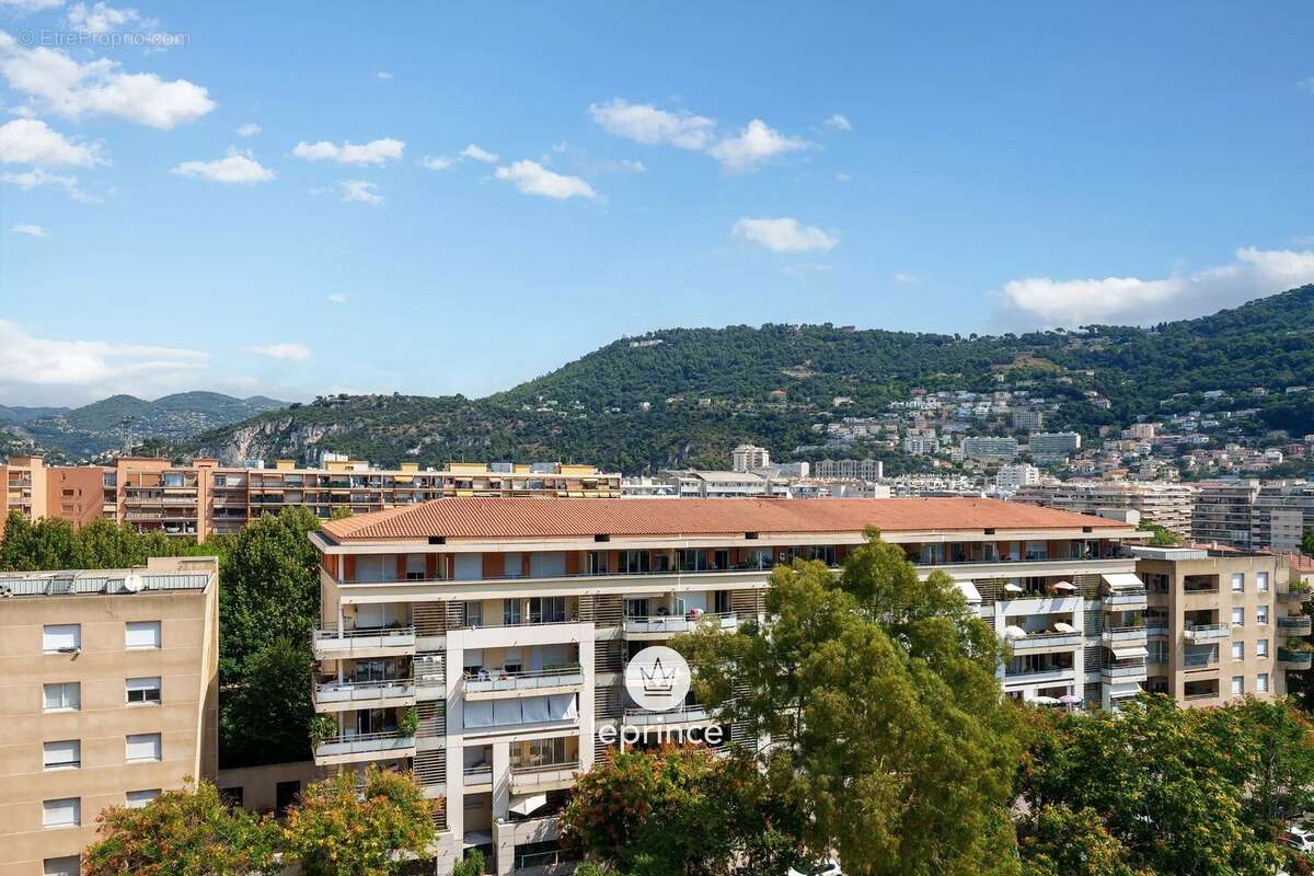 Nice Saint Roch : 2/3 Pièces - Terrasses - Garage - photo 10