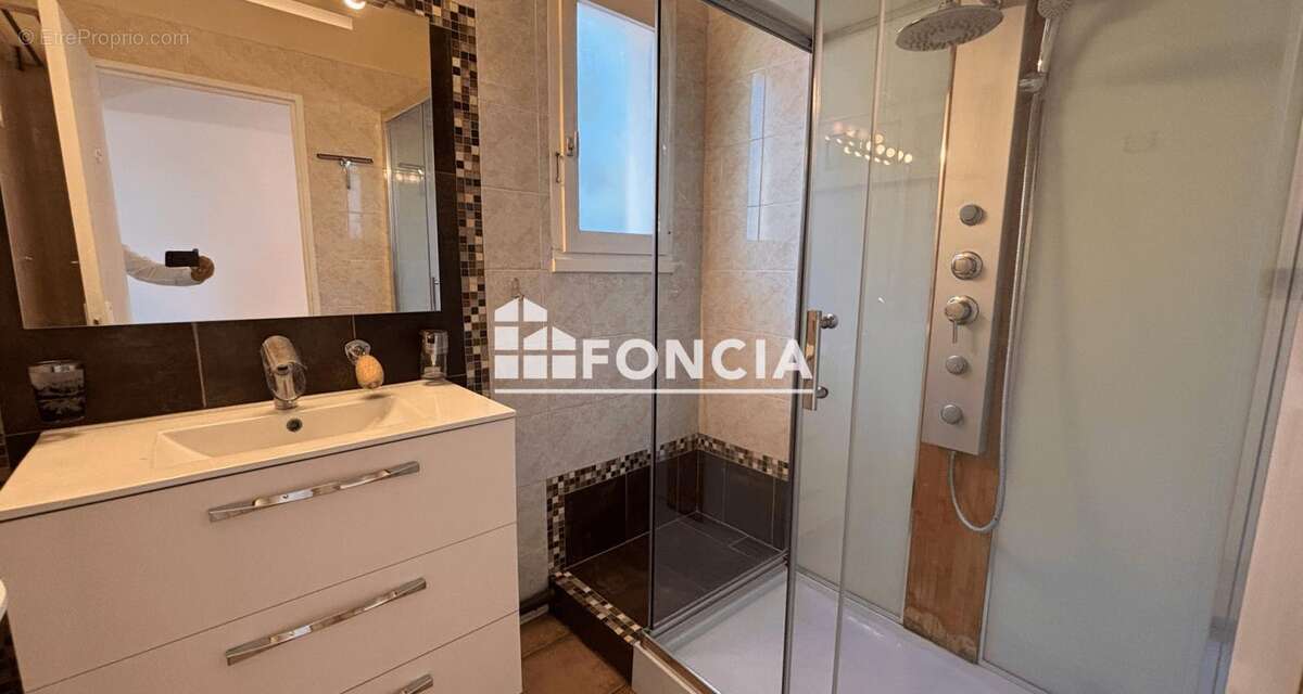 Appartement à MARSEILLE-14E