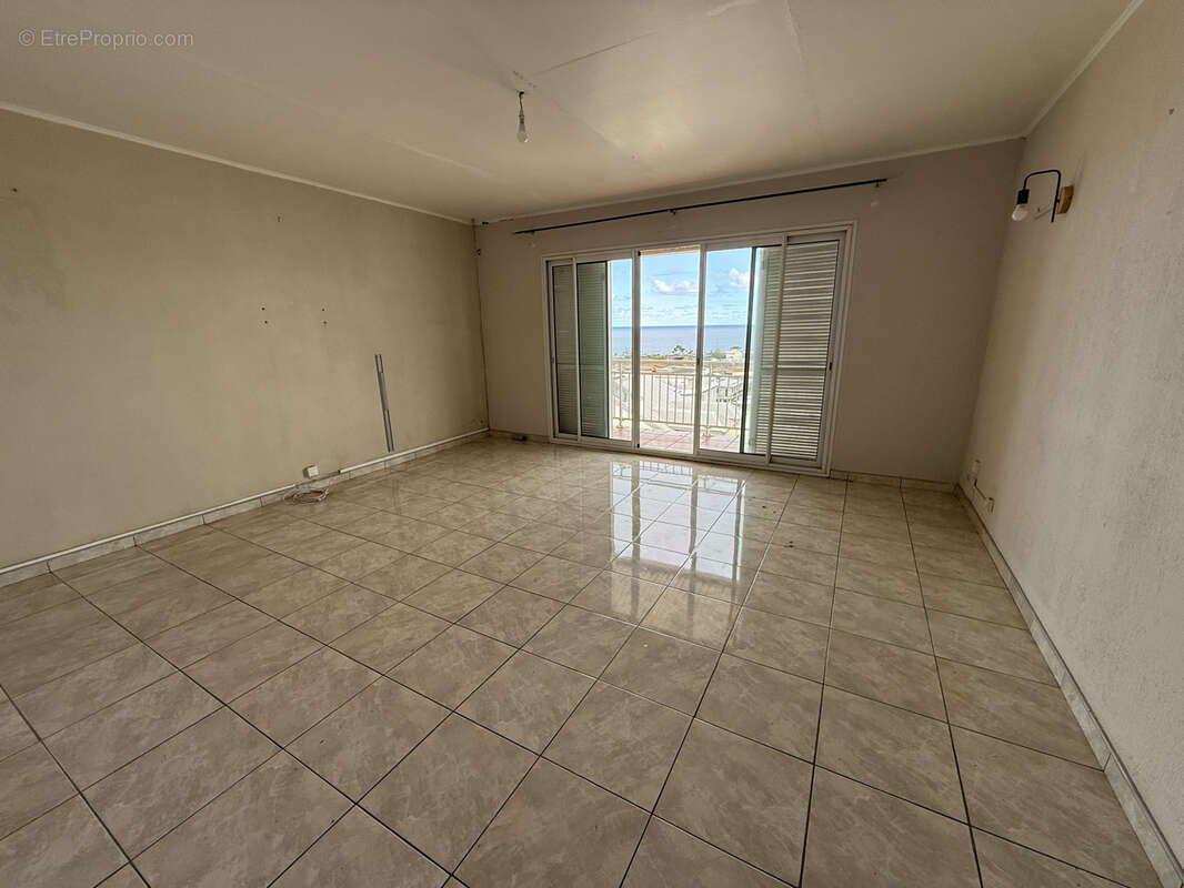 Appartement à SAINT-DENIS