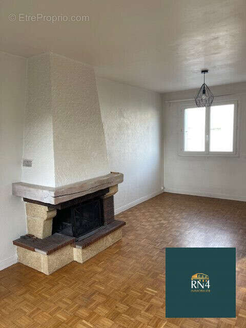 Maison à LA QUEUE-EN-BRIE