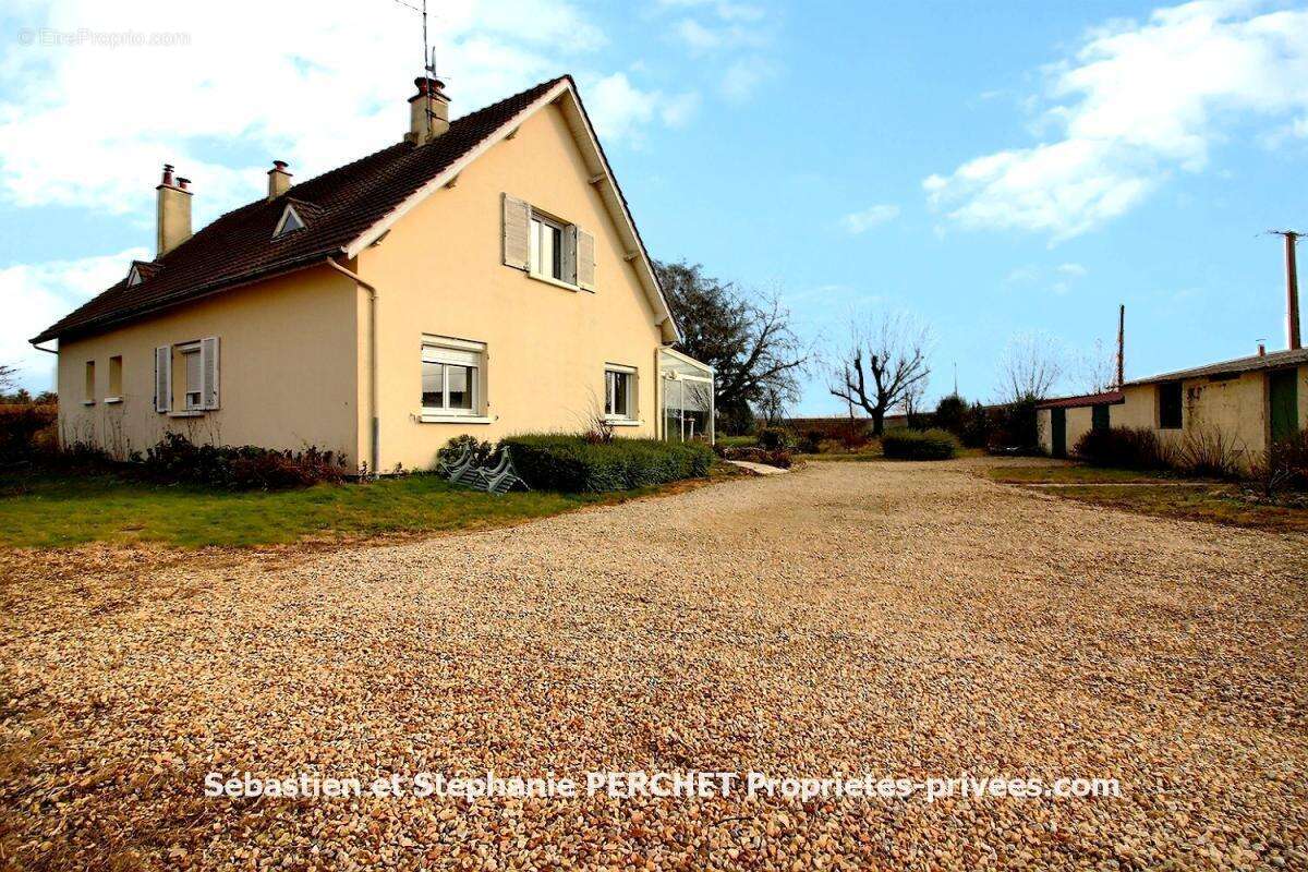 Maison à ORGERES-EN-BEAUCE