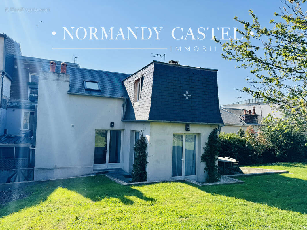 Maison à TROUVILLE-SUR-MER