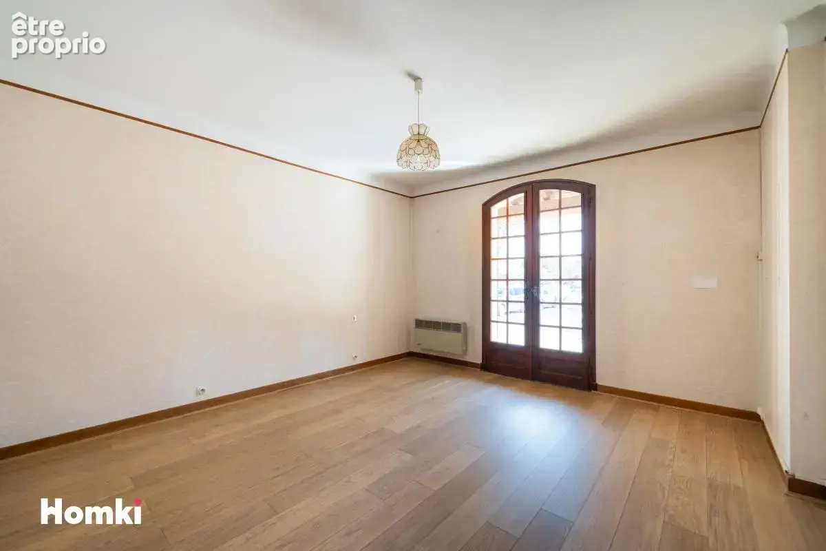 Maison/Villa T4 de 119 m² à Piolenc 84420 - photo 8