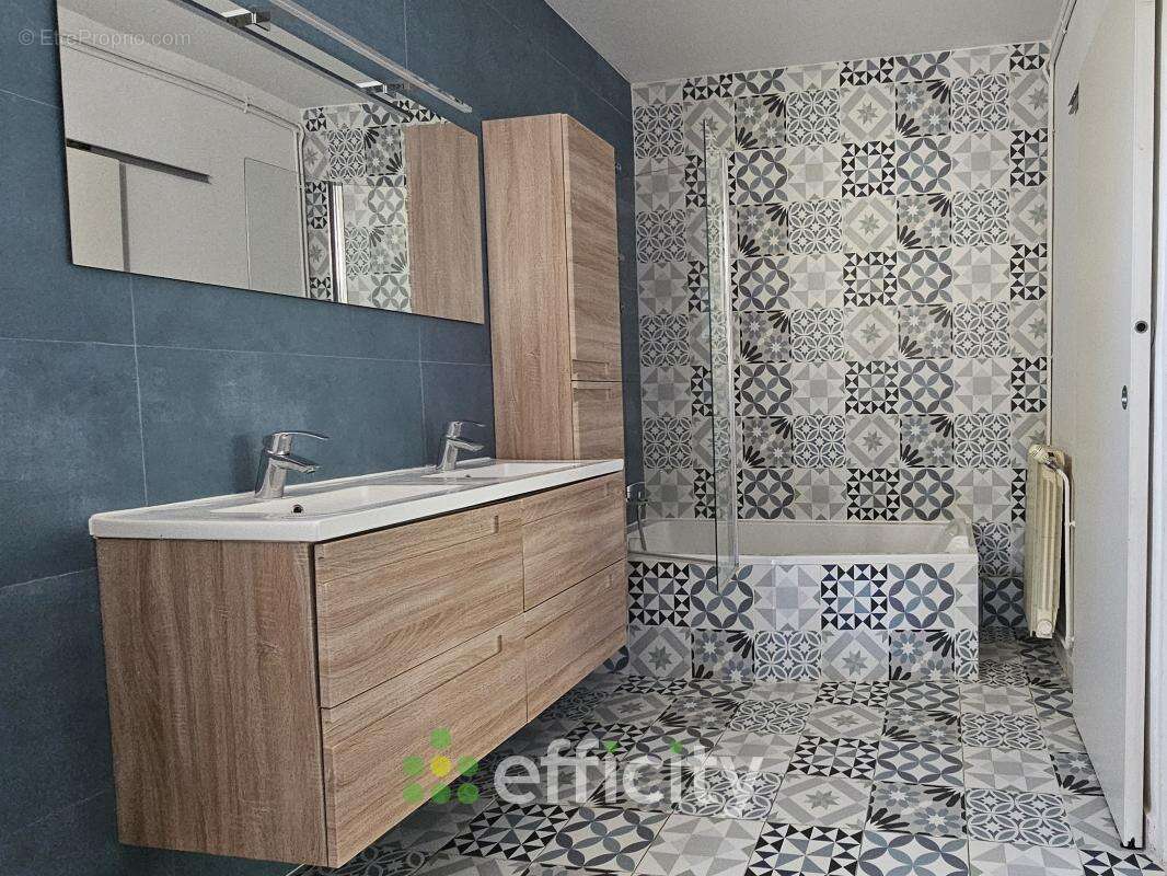 Maison 187 m² à Ceyreste  - photo 12