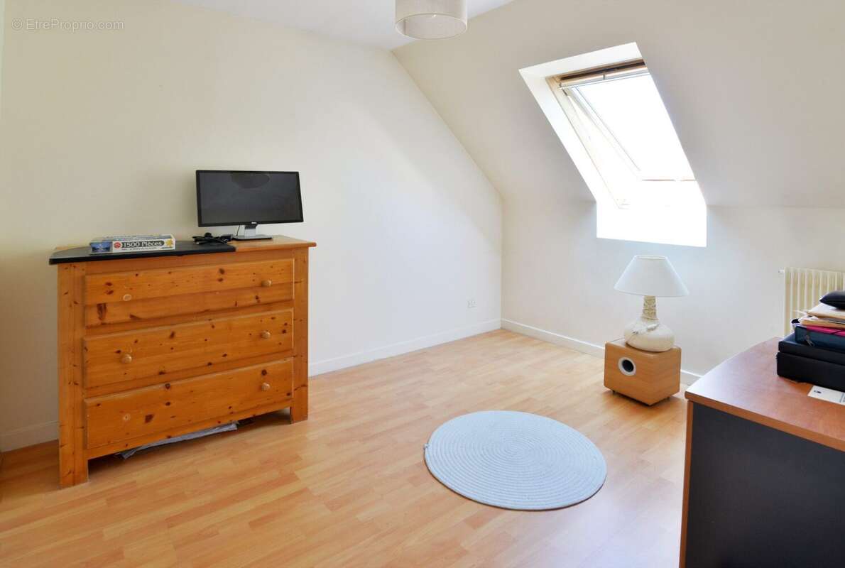 Maison 91 m² à Crosne  - photo 8