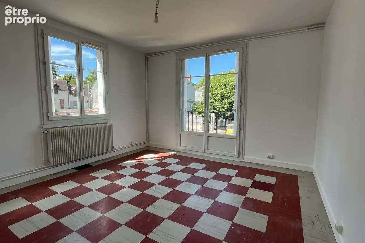 Loches - Appartement T4 - photo 2