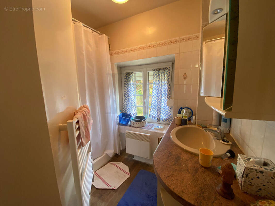 Maison à CHAMPSECRET