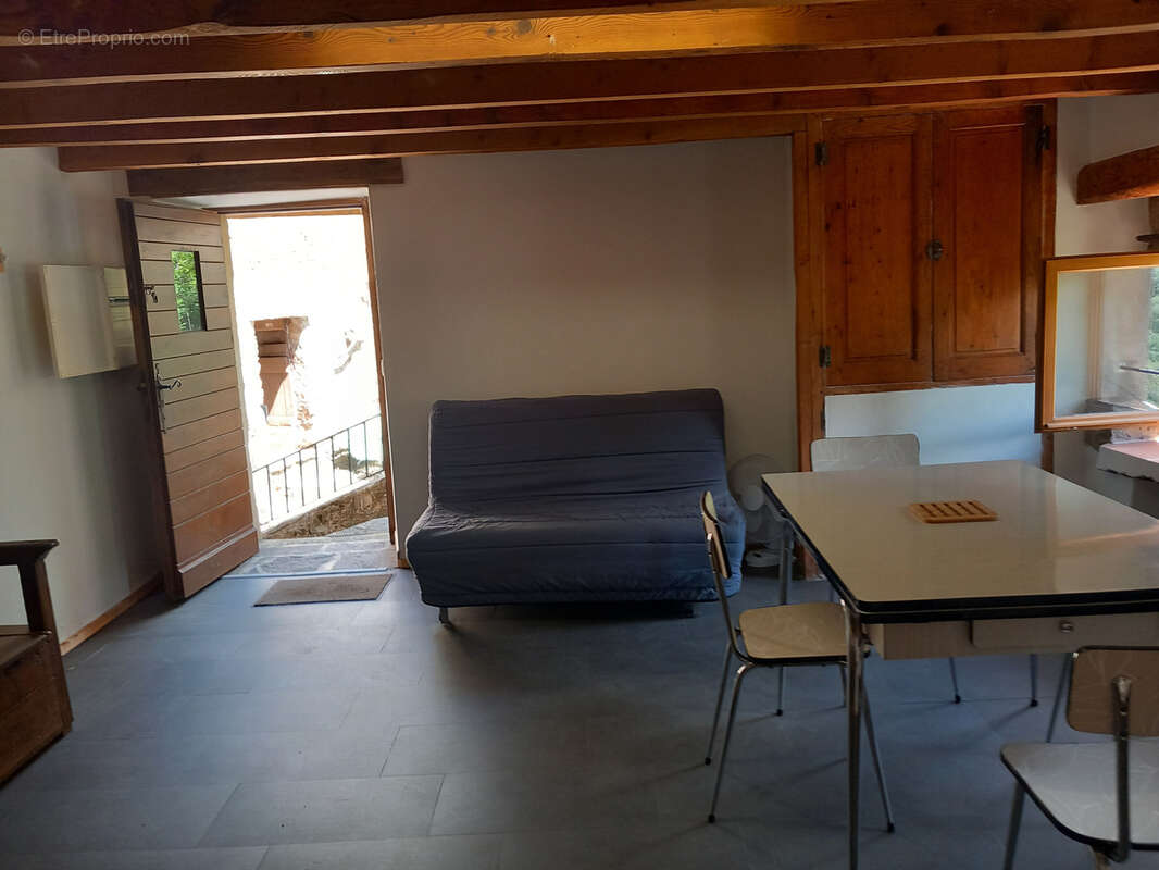 Maison à SAINT-VINCENT-D'OLARGUES