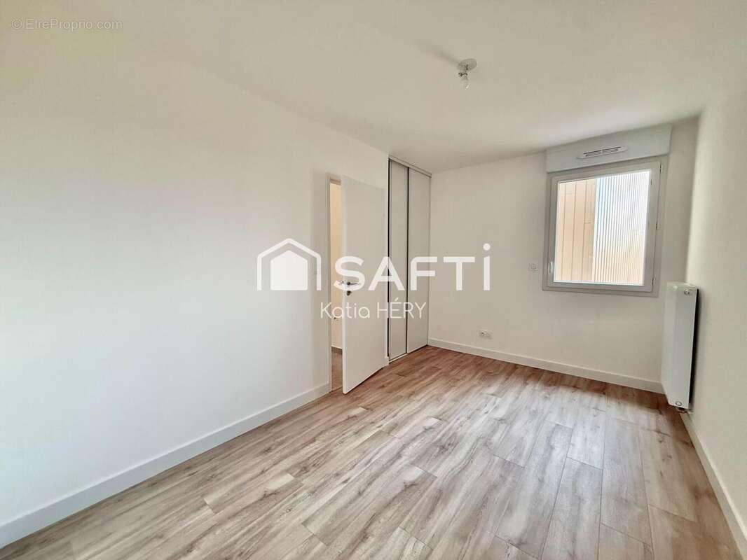 Appartement 63 m² à Challans  - photo 4