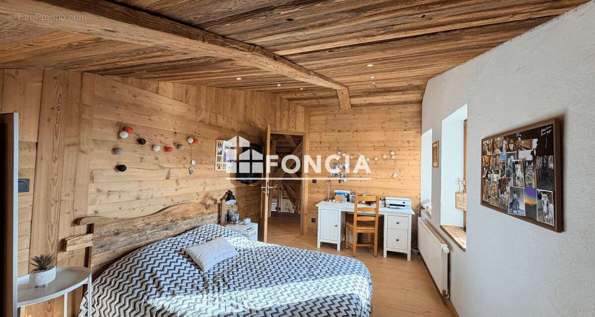 Maison à ARACHES-LA-FRASSE