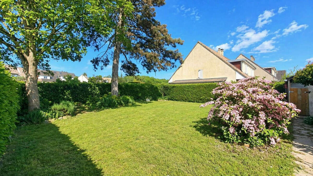 Maison à SAINT-MARTIN-DU-TERTRE