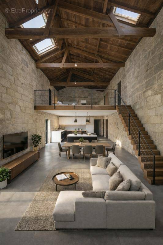 Maison à ARVEYRES