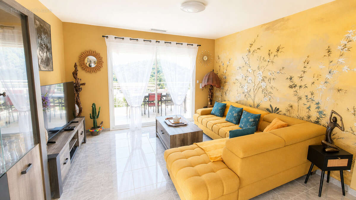 Plain-pied. re2020.terrasse.piscine. 66. vue canigou .terrasse - photo 2