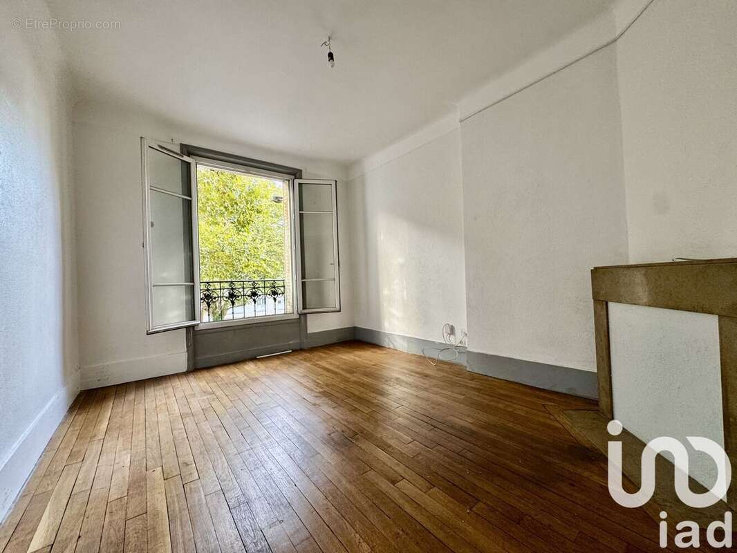 Photo 3 - Appartement à BOURG-LA-REINE