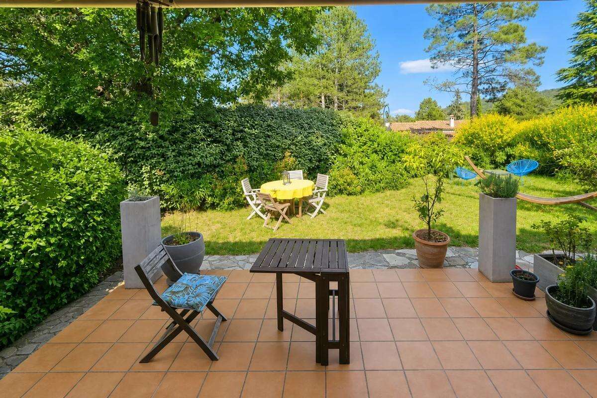 Maison à TOURTOUR