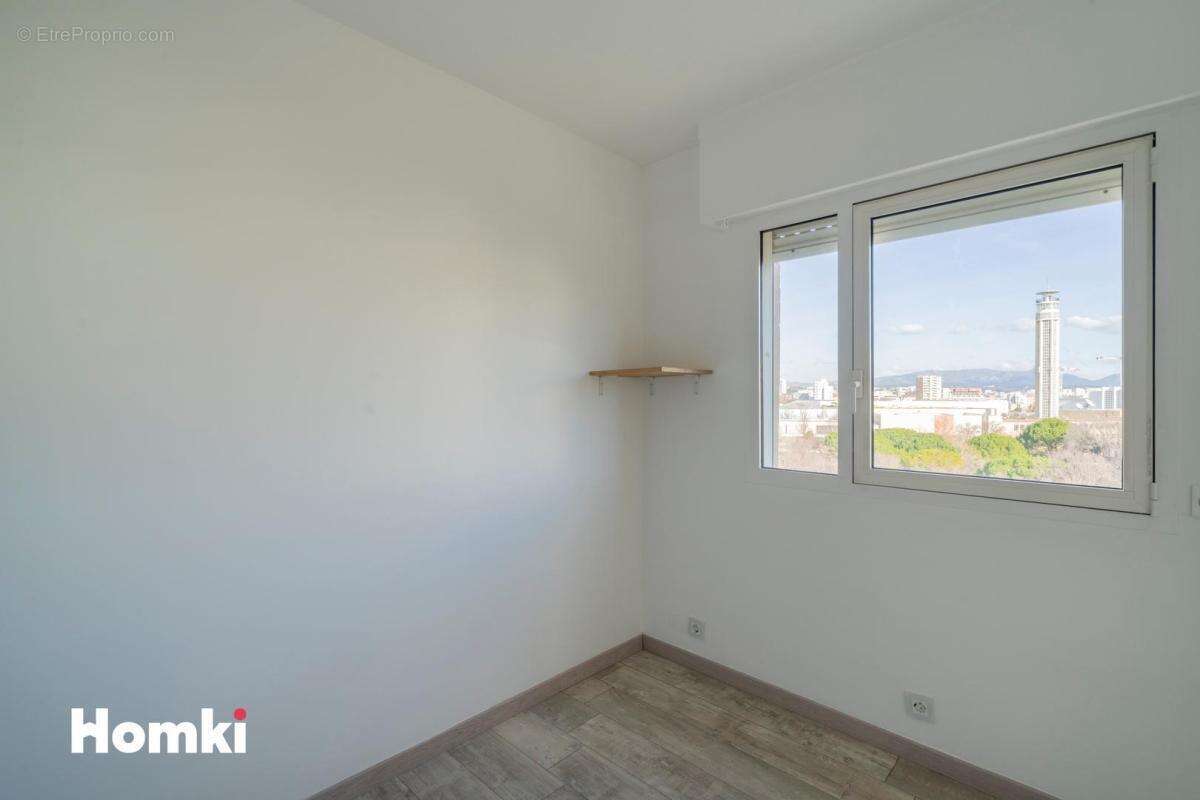 Appartement à MARSEILLE-8E